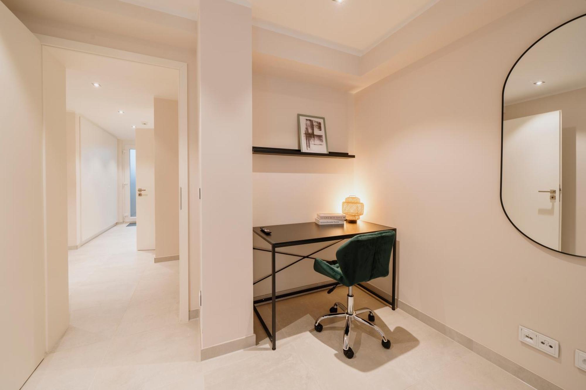 Appartement Homely - Huge Terrace, Modern, Quiet, Near Kudamm